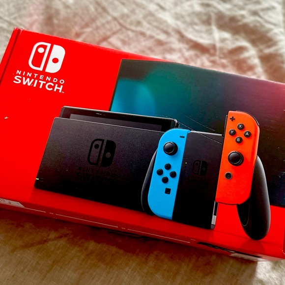 Nintendo switch cómo nuevo